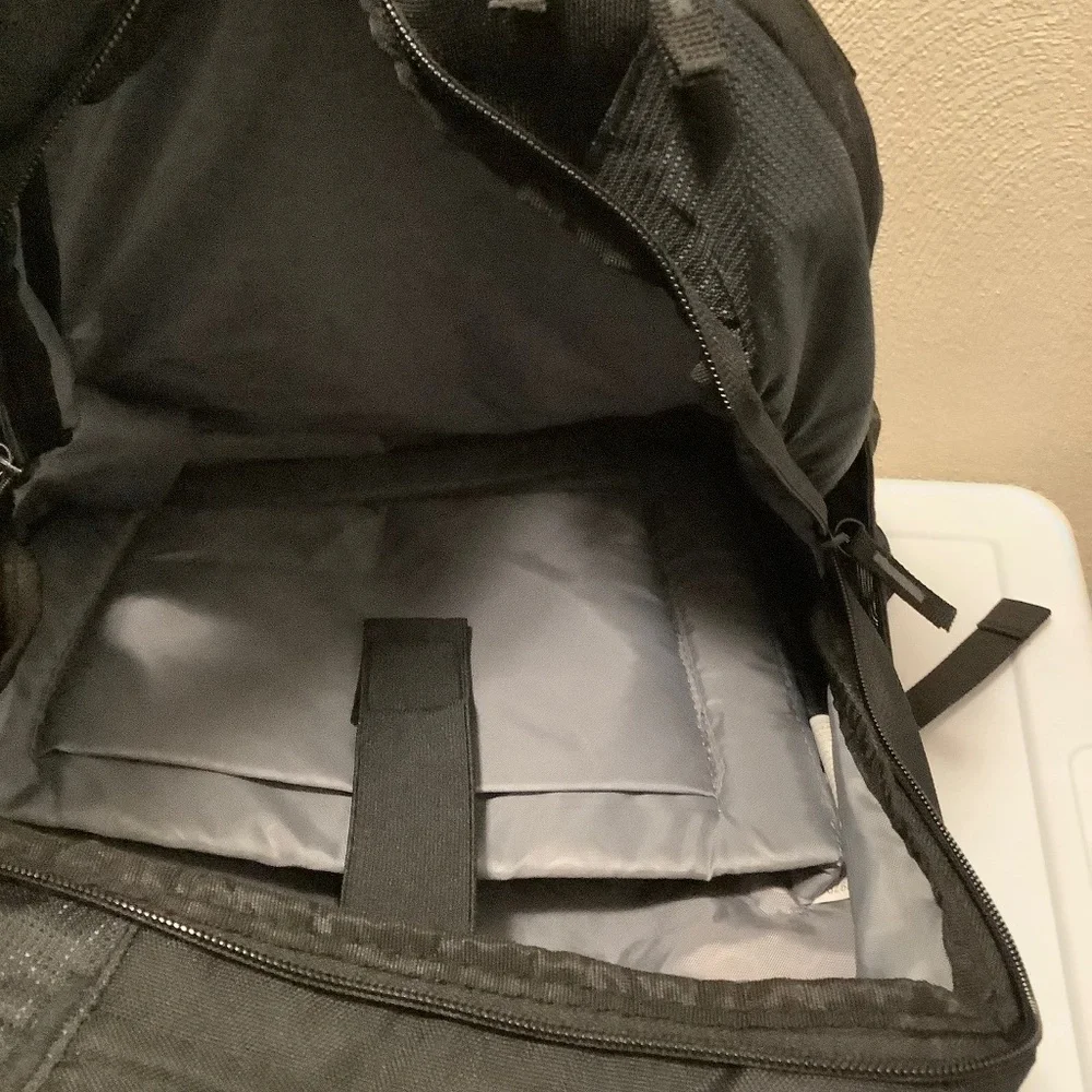 OGIO| Logan Pack Black Backpack